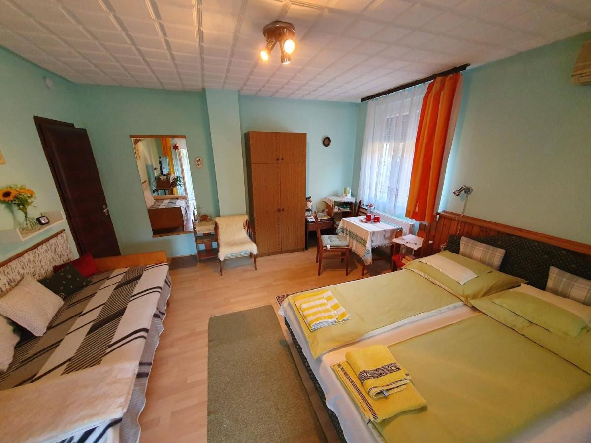 Pereszlenyi Vendeghaz Hotel Visegrád Eksteriør billede
